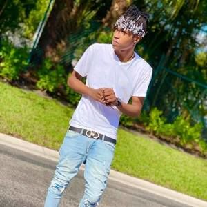 Meet your Posher, Stephner